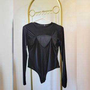 PRETTYLITTLETHING long Sleeve Top With Spaghetti Strap Combo in Black Size M